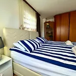 Hani Studio Apartment