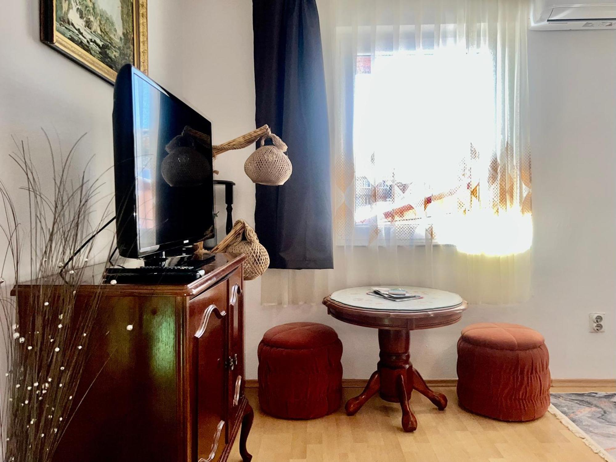 Apartment Hani *